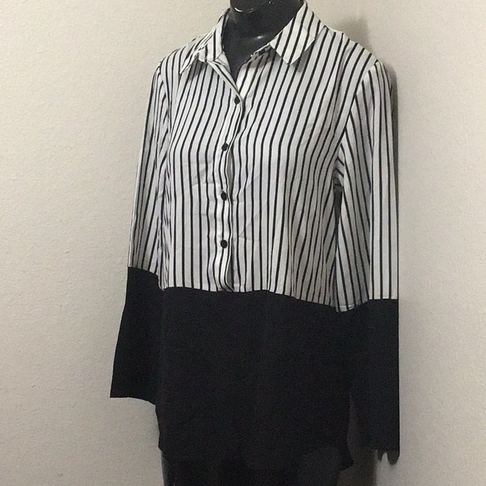 Black and white striped print blouse
